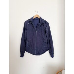 Lululemon Lightweight Hooded Windbreaker Jacket – Size M